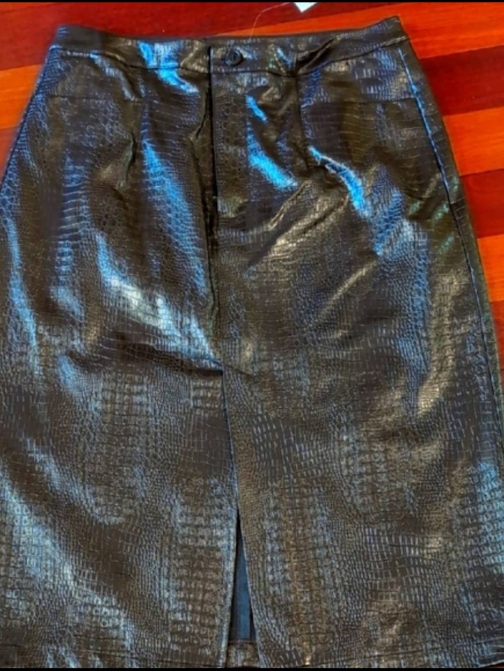 NWT - INC Croc Embossed Pencil Skirt